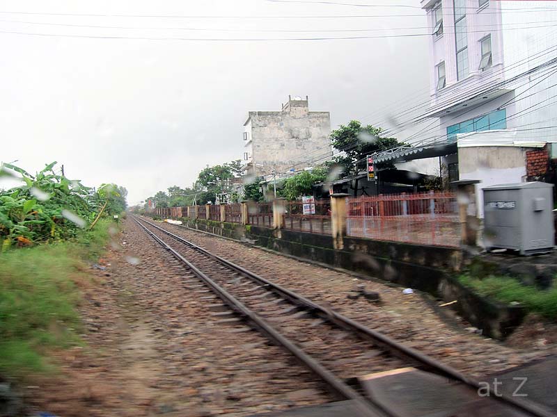 ベトナム鉄道の踏切