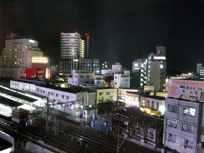 アパホテル京成成田から望む京成成田駅