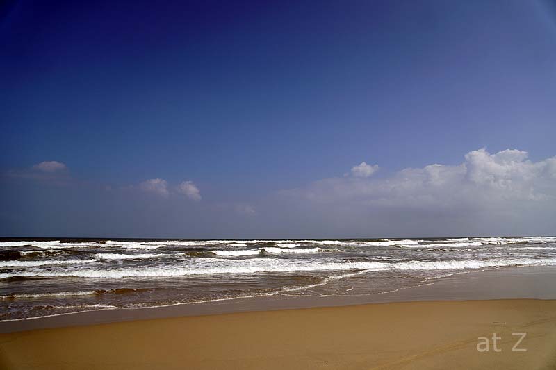 フラマリゾートダナンのビーチの波